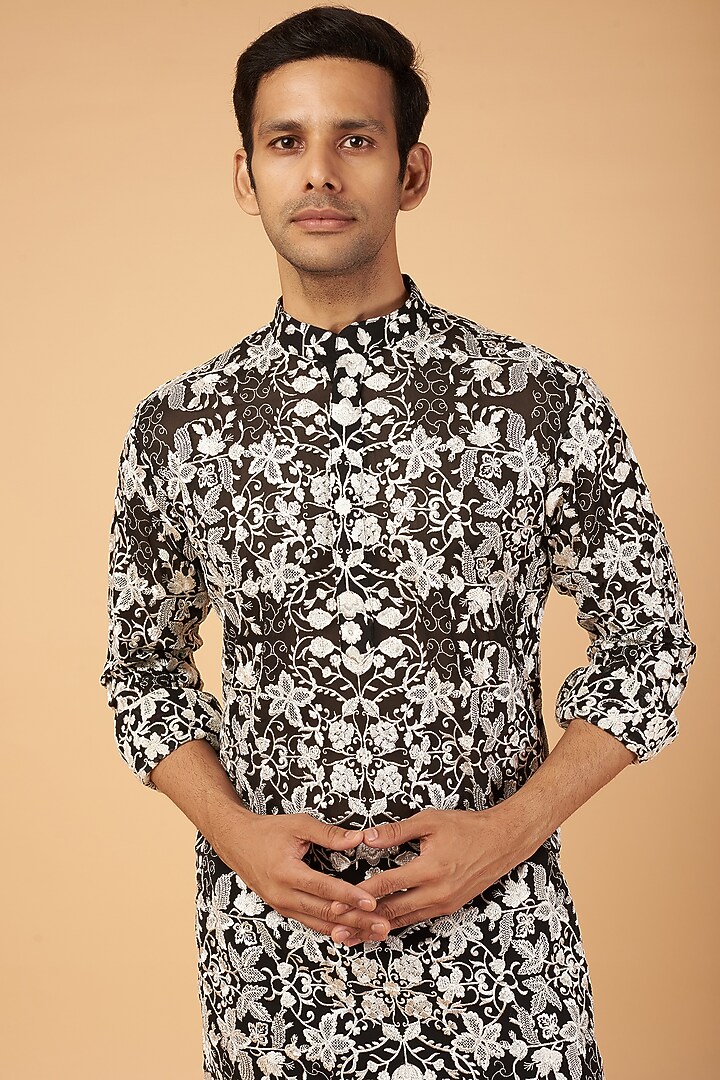 Black Georgette Embroidered Kurta Set by Rabani & Rakha Men at Pernia's Pop Up Shop