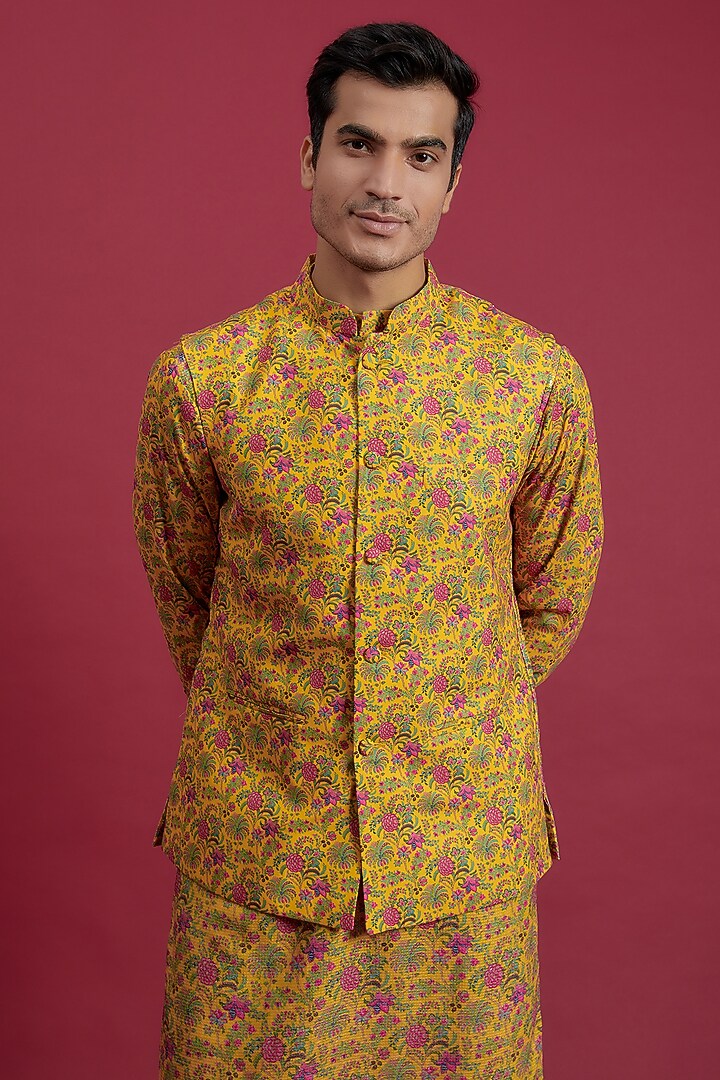 Mustard Crepe Printed & Embroidered Bundi Set by Rabani & Rakha Men at Pernia's Pop Up Shop