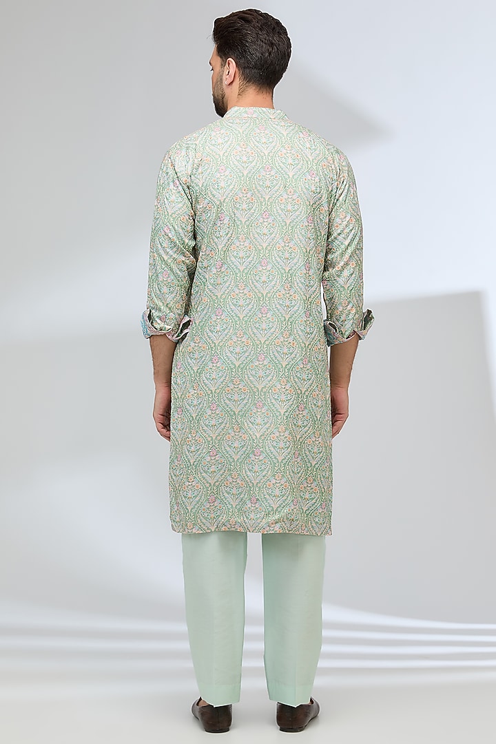 Green Georgette Thread Embroidered Kurta Set by Rabani & Rakha Men at Pernia's Pop Up Shop