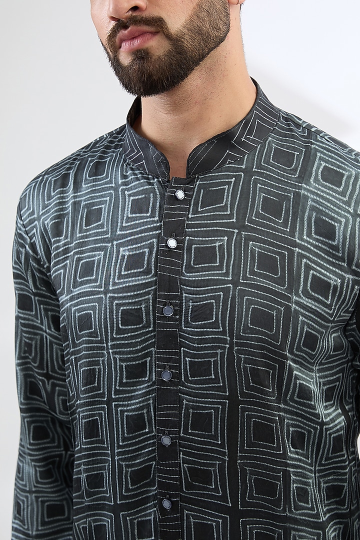 Black Silk Shibori Printed Kurta Set by Rabani & Rakha Men at Pernia's Pop Up Shop
