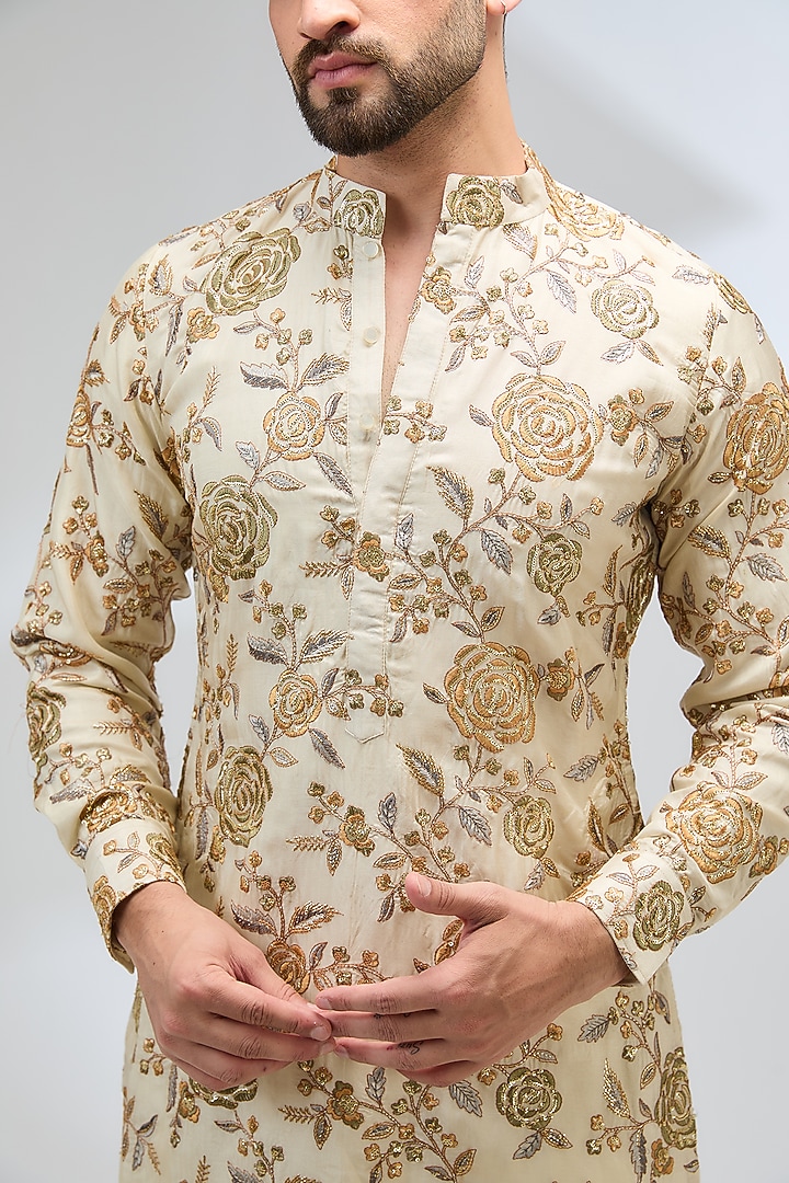Cream Silk Resham Embroidered Kurta Set by Rabani & Rakha Men at Pernia's Pop Up Shop