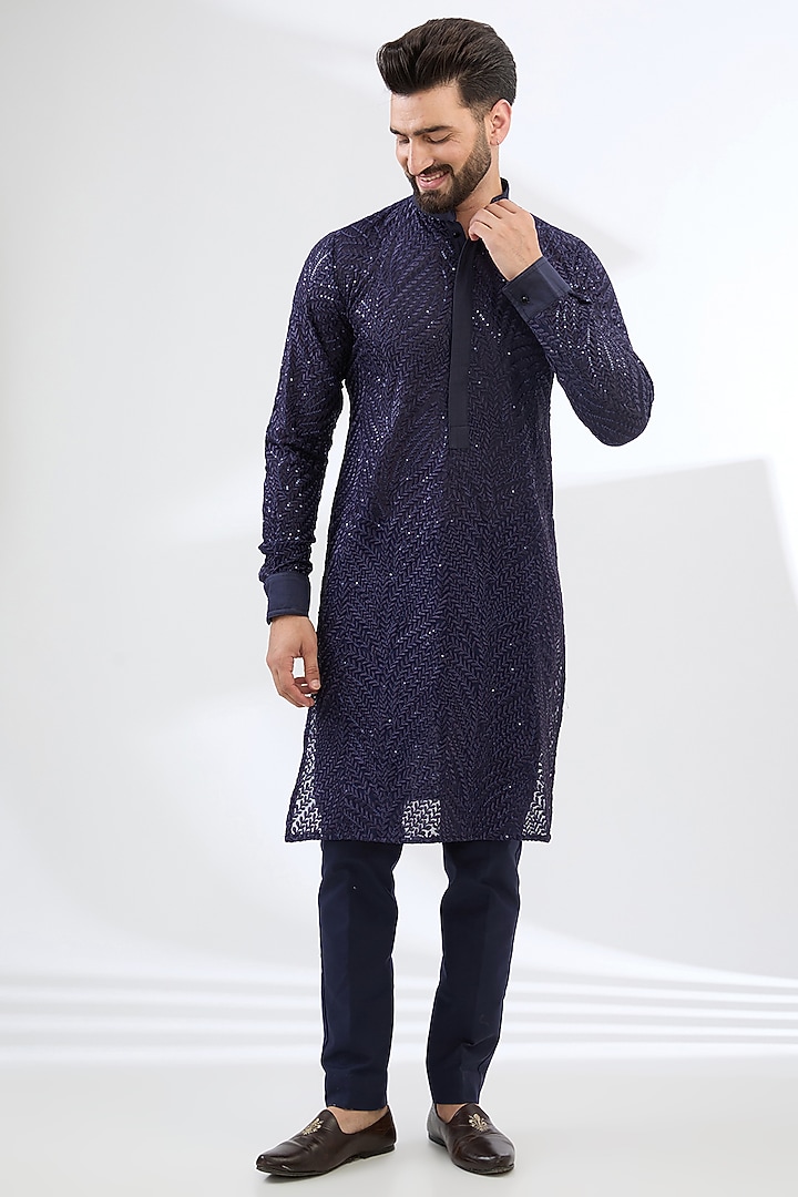 Blue Georgette Thread Embroidered Kurta Set by Rabani & Rakha Men at Pernia's Pop Up Shop