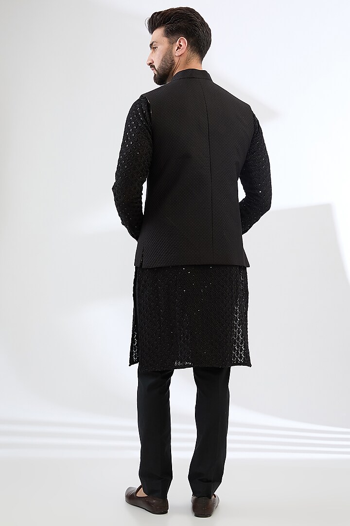 Black Georgette Thread Embroidered Quilted Bundi Jacket Set by Rabani & Rakha Men at Pernia's Pop Up Shop