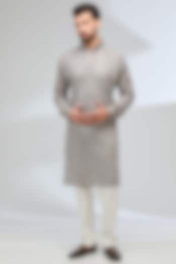 Grey Georgette Thread Embroidered Kurta Set by Rabani & Rakha Men at Pernia's Pop Up Shop