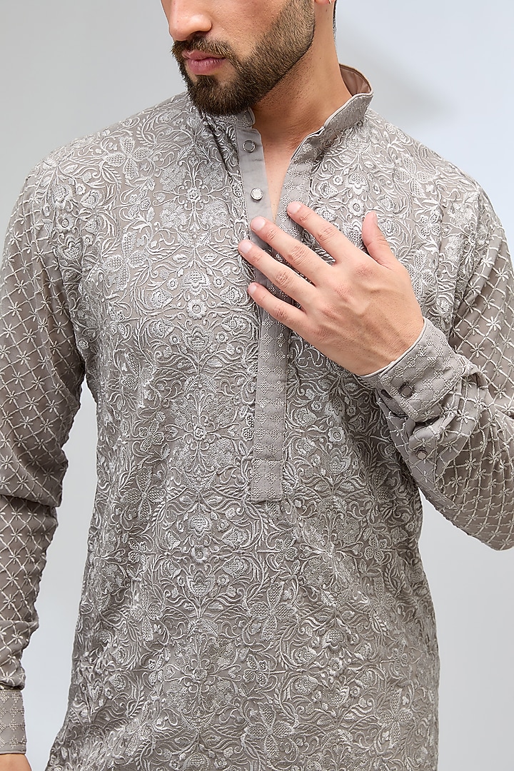 Grey Georgette Thread Embroidered Kurta Set by Rabani & Rakha Men at Pernia's Pop Up Shop
