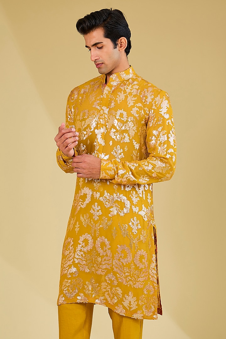 Yellow Georgette Sequins Embroidered & Printed Kurta Set by Rabani & Rakha Men at Pernia's Pop Up Shop