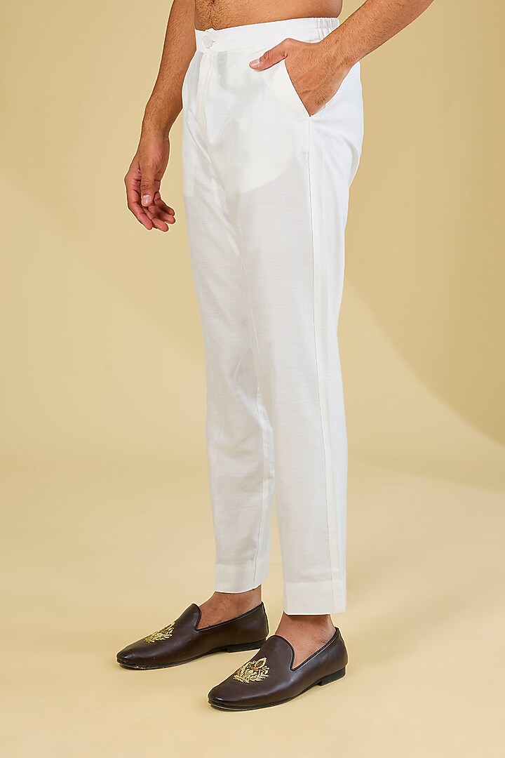 Ivory Georgette Mirror Embroidered Kurta Set by Rabani & Rakha Men at Pernia's Pop Up Shop
