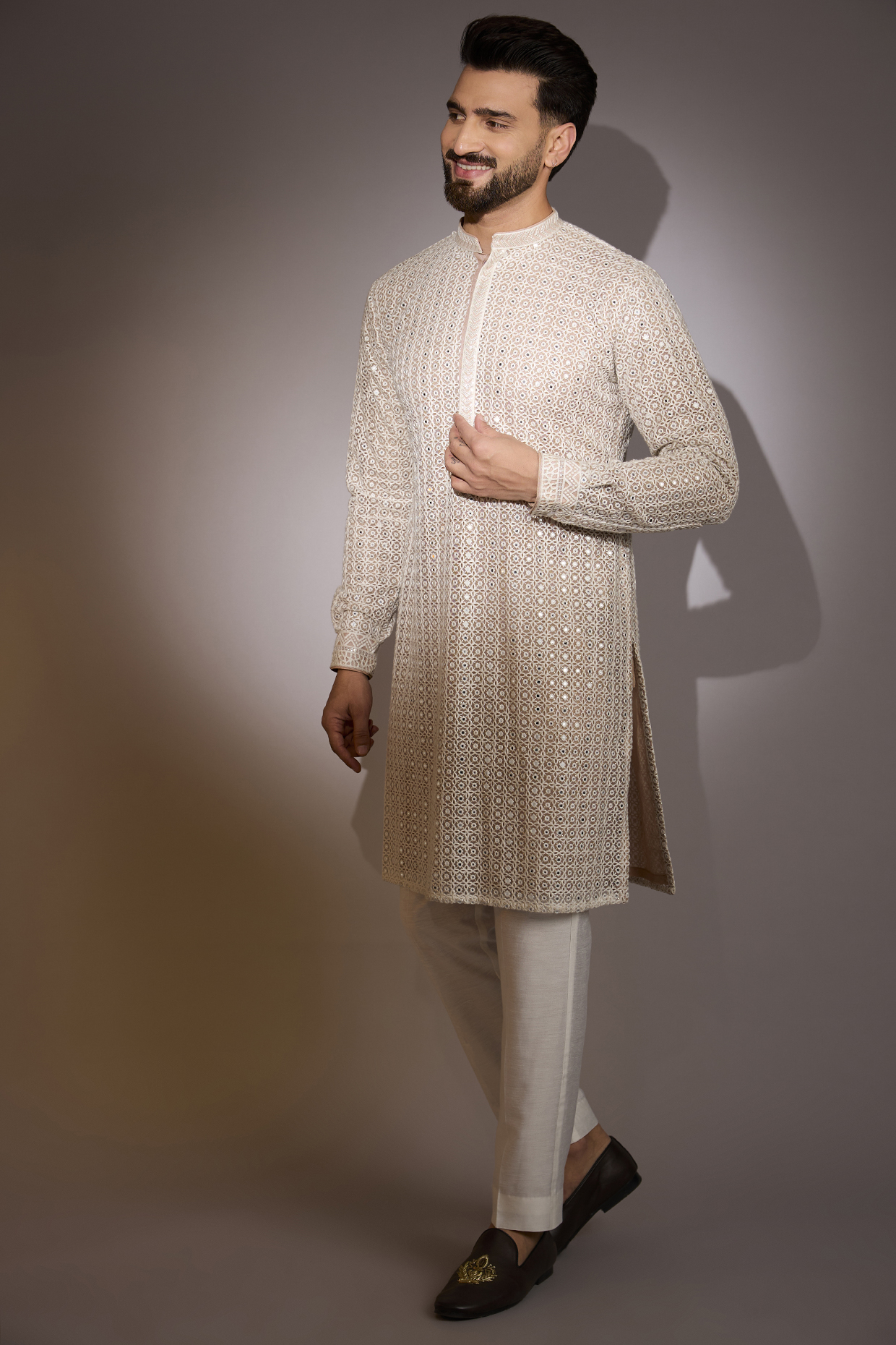 Off-White Georgette & Net Threadwork Kurta Set by Rabani & Rakha Men
