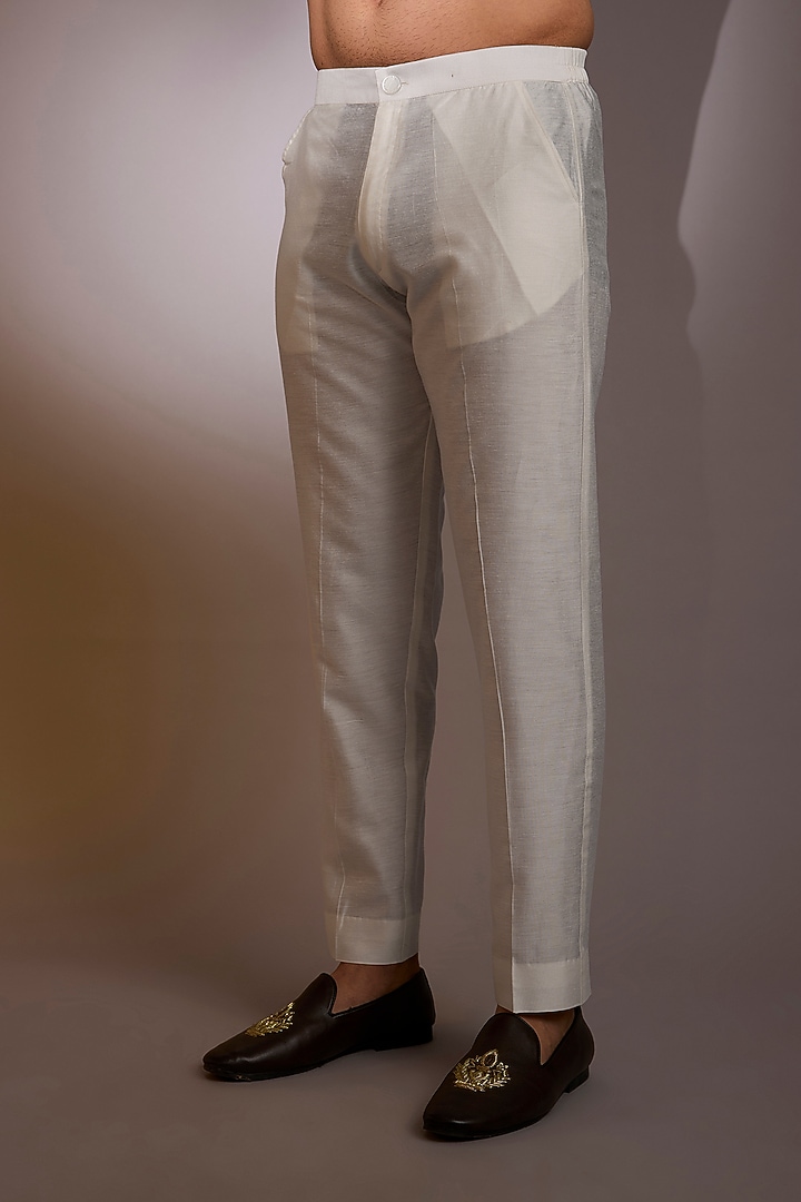 Off-White Georgette & Net Threadwork Kurta Set by Rabani & Rakha Men at Pernia's Pop Up Shop