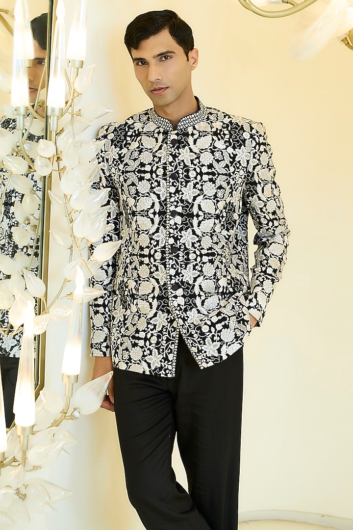 Black-White Georgette Threadwork Wedding Bandhgala Set by Rabani & Rakha Men at Pernia's Pop Up Shop