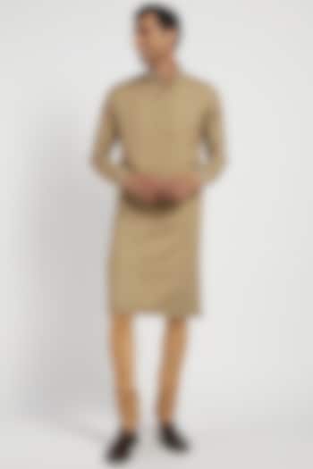 Gold Crepe Kurta Set by Rabani & Rakha Men at Pernia's Pop Up Shop