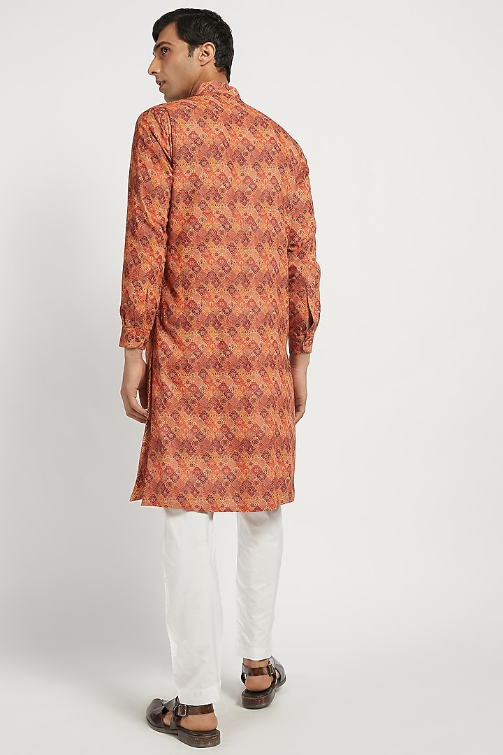 Coral Printed Kurta Set by Rabani & Rakha Men at Pernia's Pop Up Shop
