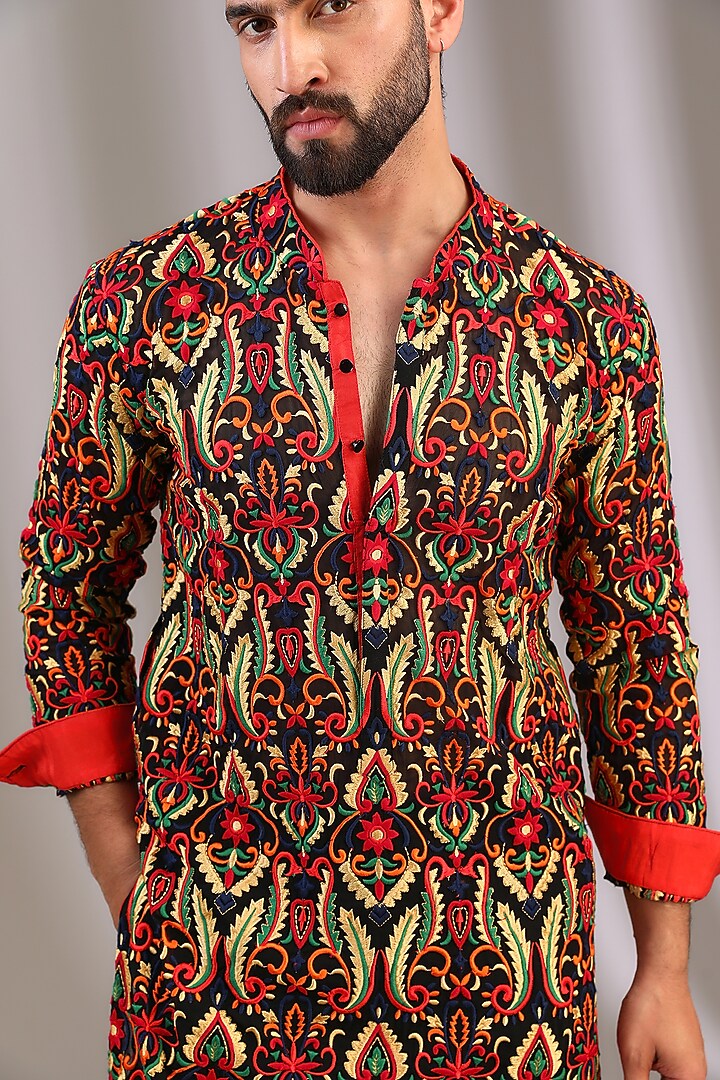 Black Georgette Resham Jaal Work Kurta Set by Rabani & Rakha Men at Pernia's Pop Up Shop