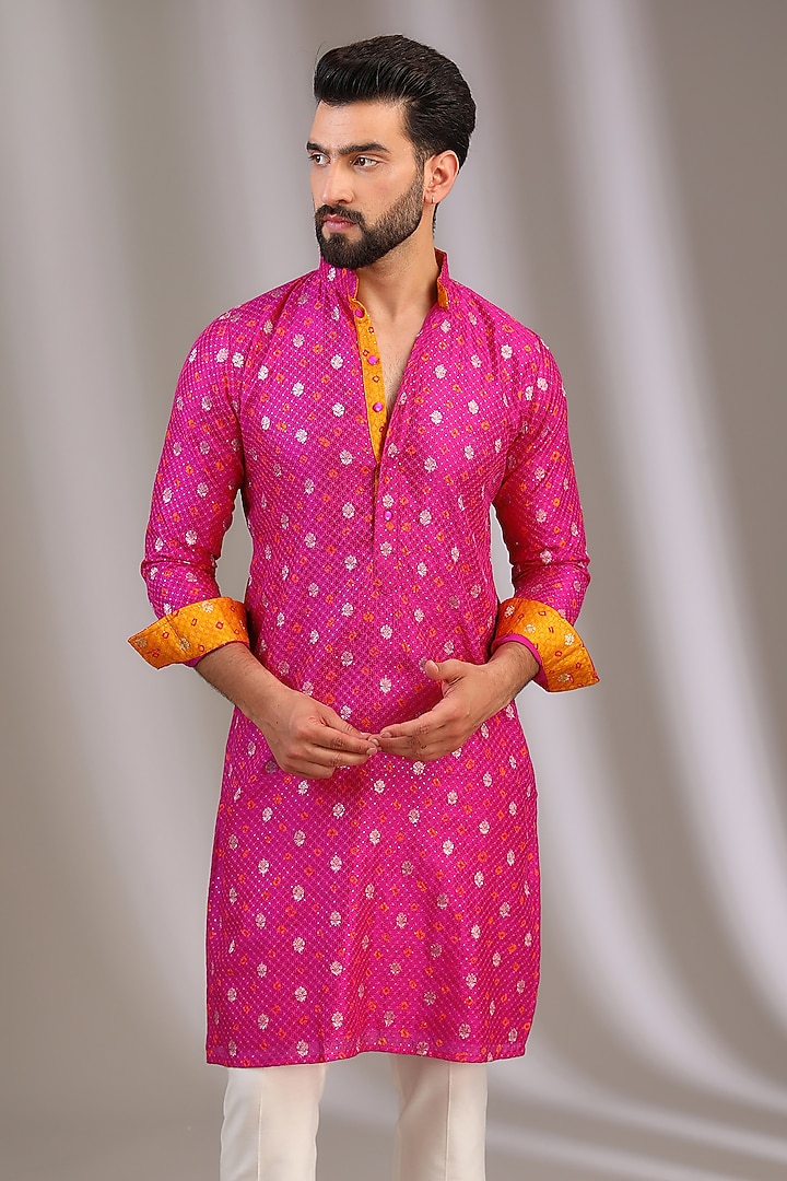 Fuchsia Silk Boota & Sequins Work Kurta Set by Rabani & Rakha Men at Pernia's Pop Up Shop