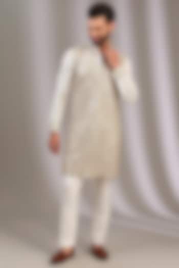Ivory Georgette Mirror Work Kurta Set by Rabani & Rakha Men at Pernia's Pop Up Shop