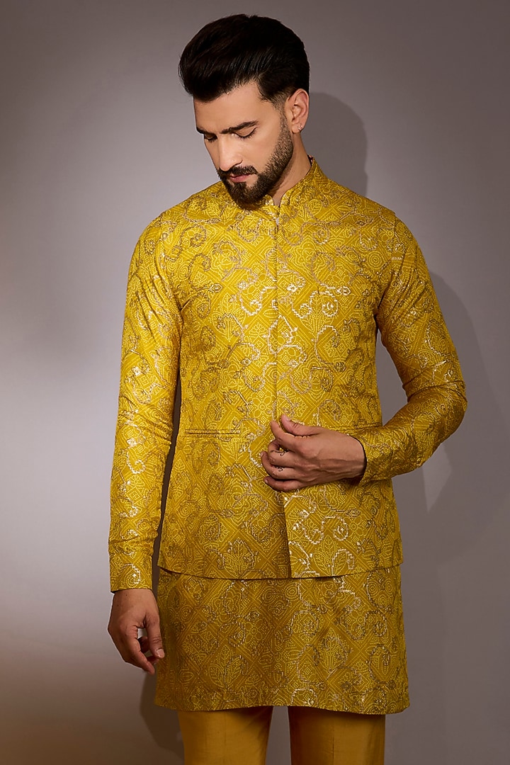 Mustard Yellow Silk Printed & Zari Work Bundi Jacket by Rabani & Rakha Men at Pernia's Pop Up Shop
