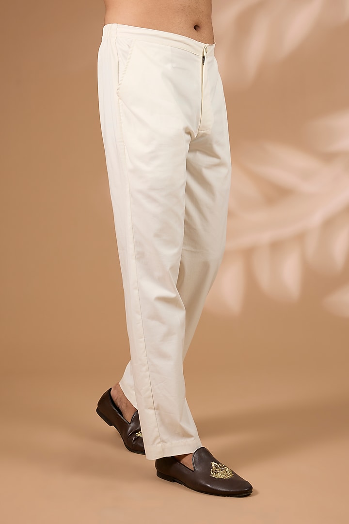 Lilac Georgette Thread Embroidered Kurta Set by Rabani & Rakha Men at Pernia's Pop Up Shop