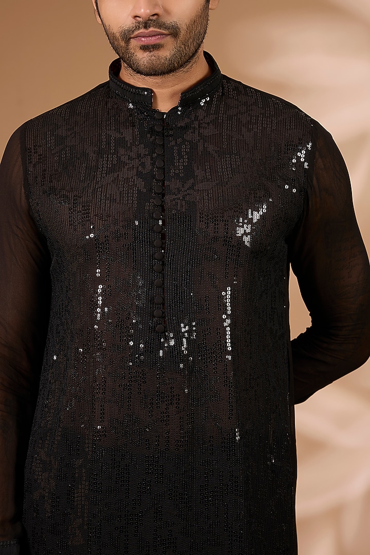 Black Georgette Thread Embroidered Kurta Set by Rabani & Rakha Men at Pernia's Pop Up Shop