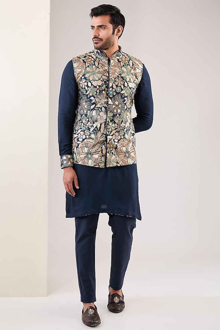 Blue Georgette Thread Embroidered Bundi Jacket Set by Rabani & Rakha Men