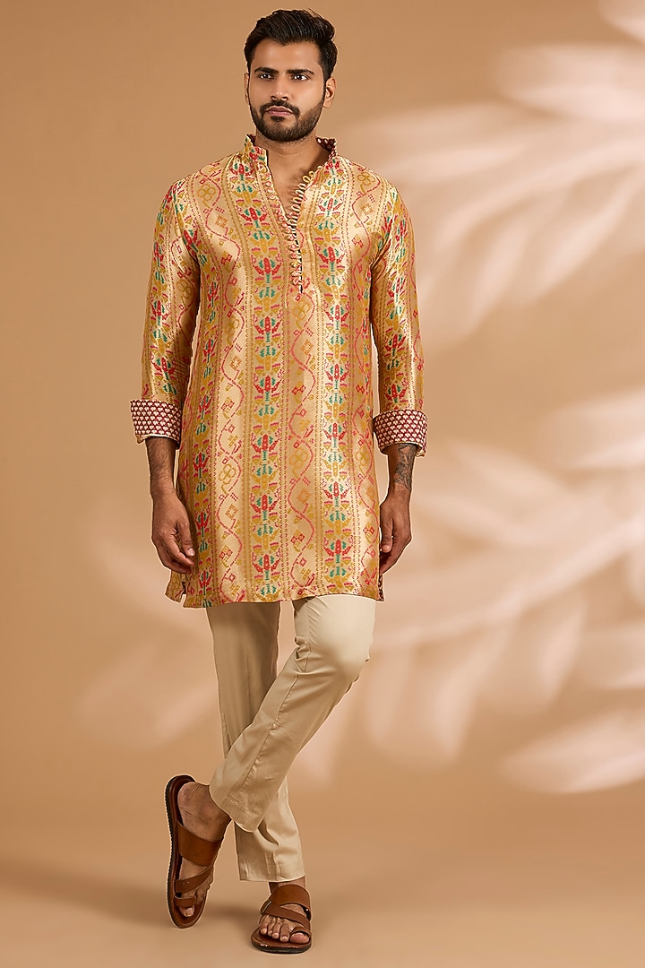 Multi-Colored Banarasi Silk Printed Kurta Set by Rabani & Rakha Men at Pernia's Pop Up Shop