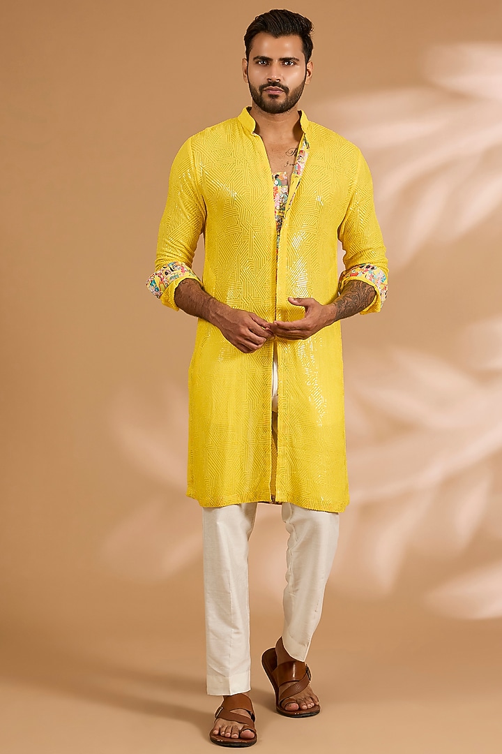 Yellow Georgette Thread Embroidered Kurta Set by Rabani & Rakha Men at Pernia's Pop Up Shop