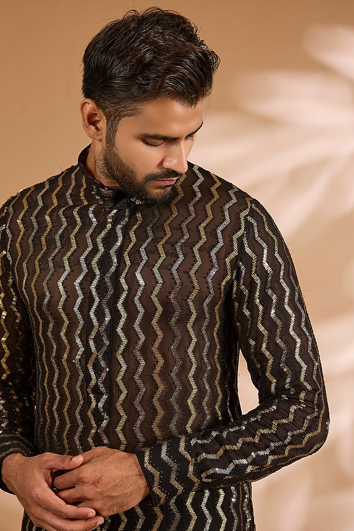 Black Georgette Printed & Sequins Embroidered Kurta Set by Rabani & Rakha Men at Pernia's Pop Up Shop