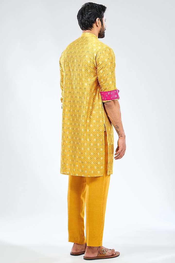 Yellow Zari Bandhani Kurta Set by Rabani & Rakha Men at Pernia's Pop Up Shop