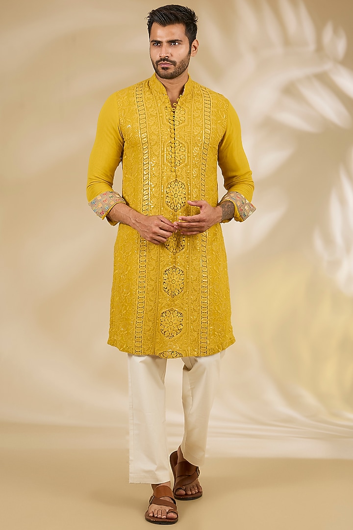 Haldi Yellow Georgette Thread Embroidered Kurta Set by Rabani & Rakha Men at Pernia's Pop Up Shop