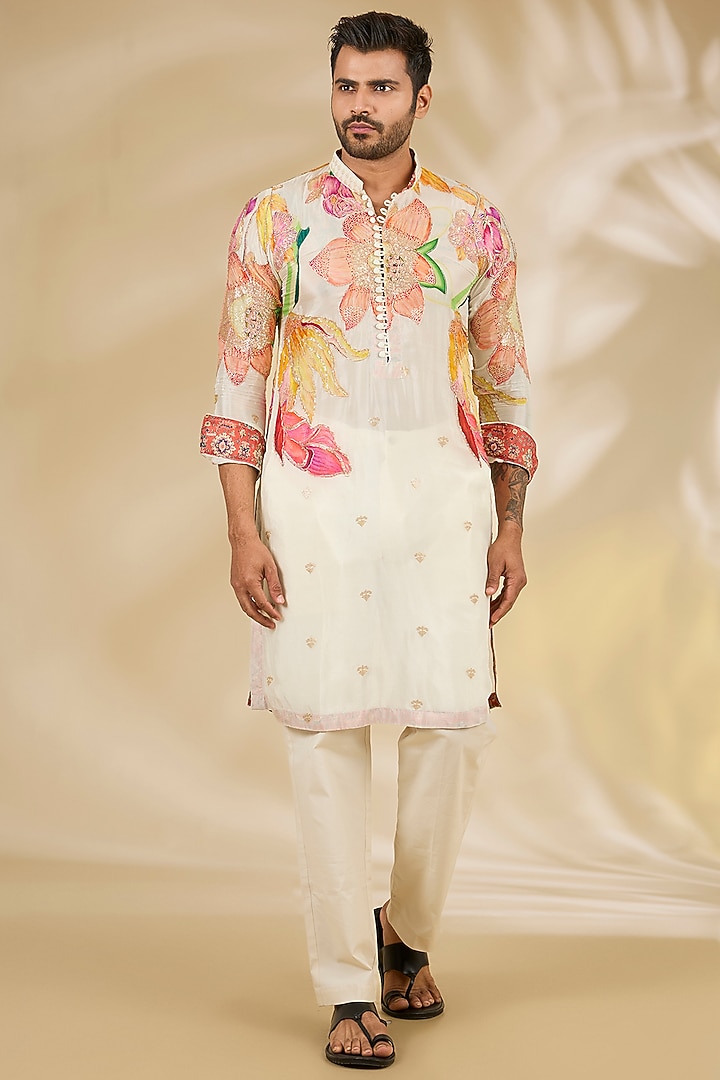Cream Georgette Printed & Zari Embroidered Kurta Set by Rabani & Rakha Men at Pernia's Pop Up Shop