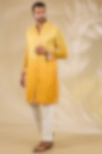 Yellow Shaded Georgette Thread Embroidered Kurta Set by Rabani & Rakha Men at Pernia's Pop Up Shop