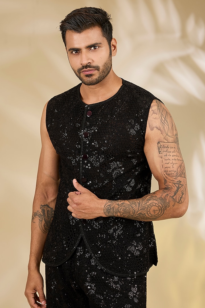 Black Net Sequins Embroidered Co-Ord Set by Rabani & Rakha Men at Pernia's Pop Up Shop