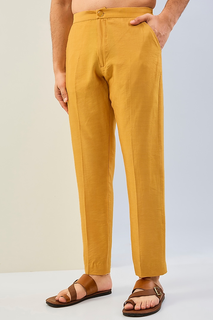 Haldi Yellow Georgette Sequins Embroidered Kurta Set by Rabani & Rakha Men at Pernia's Pop Up Shop
