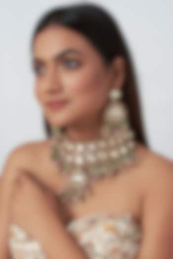 Gold Finish Kundan Polki Necklace Set by Raabta By Rahul at Pernia's Pop Up Shop