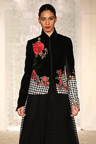 Black & Ivory Matka Silk Floral Embroidered Jacket by Rohit Bal