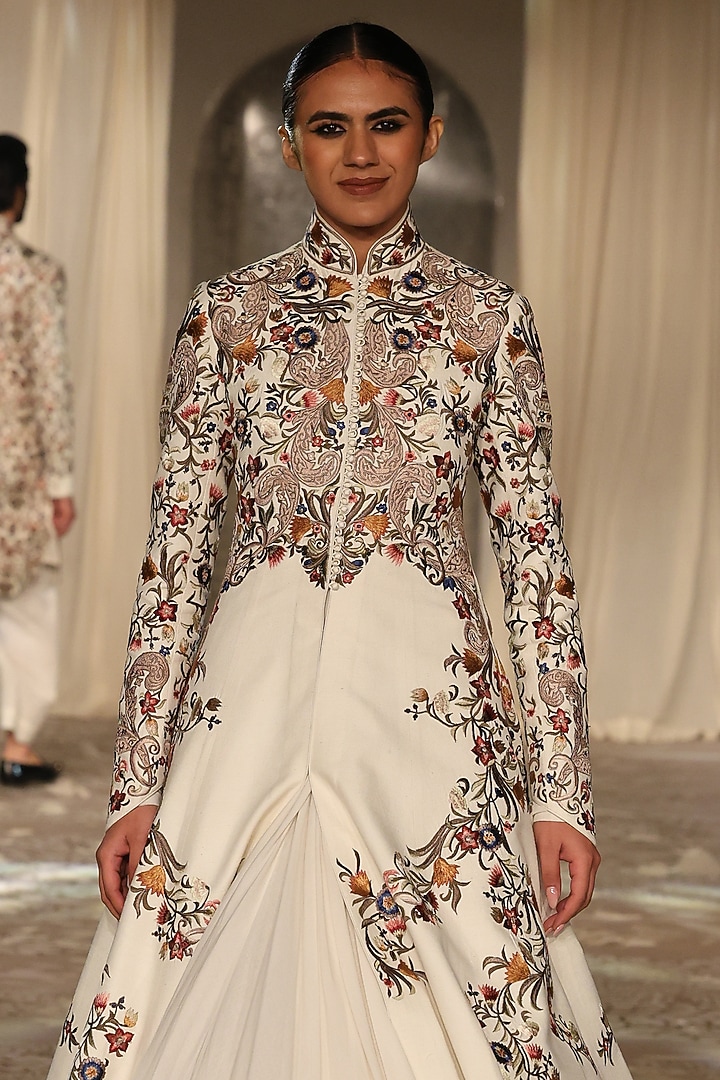 Ivory Matka Silk Embroidered Long Jacket by Rohit Bal at Pernia's Pop Up Shop