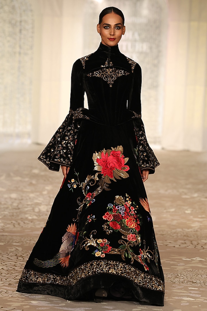 Black Velvet Floral Embroidered Bridal Lehenga Set by Rohit Bal at Pernia's Pop Up Shop
