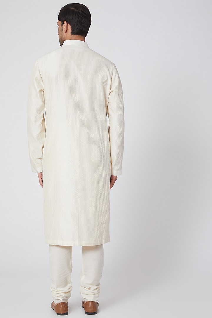Ivory Chanderi Embroidered Pintuck Kurta Set by Rohit Bal Men at Pernia's Pop Up Shop