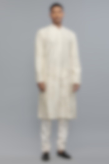 Ivory Chanderi Resham Embroidered Kurta Set by Rohit Bal Men at Pernia's Pop Up Shop