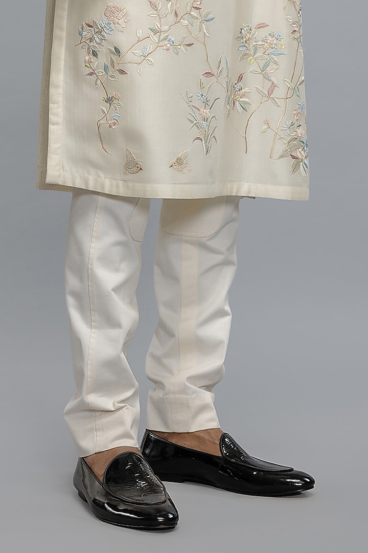 Ivory Chanderi Resham Embroidered Kurta Set by Rohit Bal Men at Pernia's Pop Up Shop
