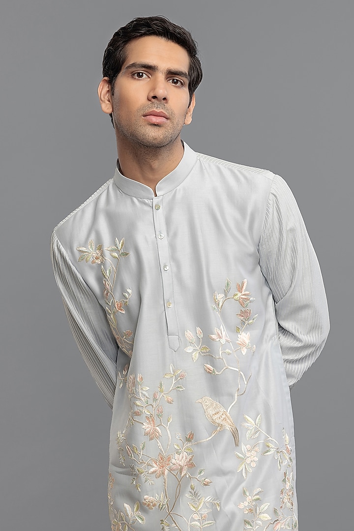 Powder Blue Chanderi Resham Embroidered Kurta Set by Rohit Bal Men at Pernia's Pop Up Shop