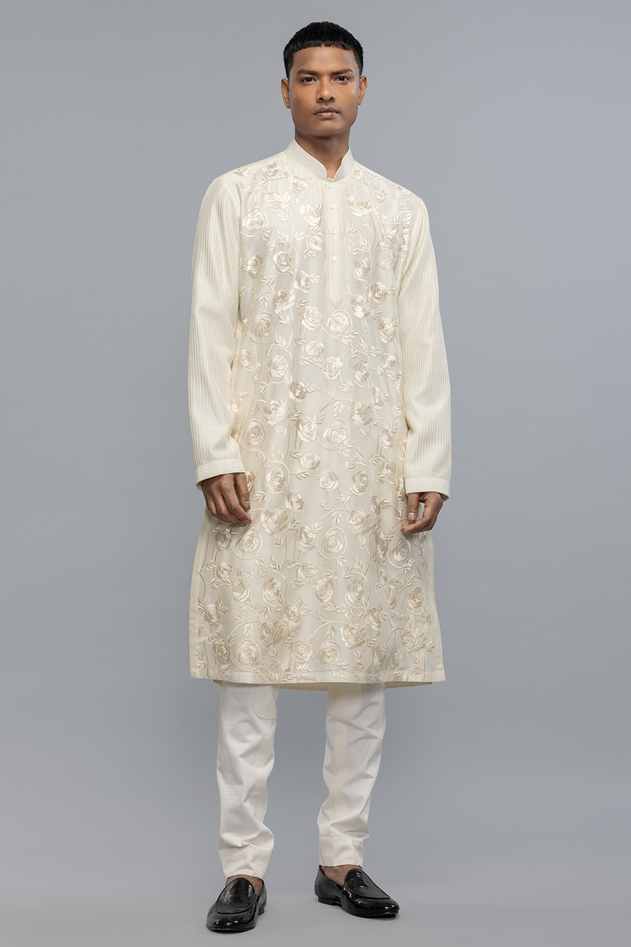 Ivory Chanderi Thread & Resham Embroidered Kurta Set by Rohit Bal Men