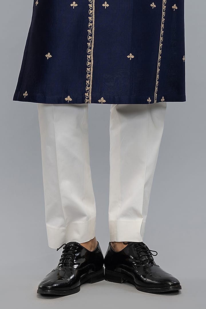 Indigo Blue Chanderi Thread Embroidered Kurta Set by Rohit Bal Men at Pernia's Pop Up Shop