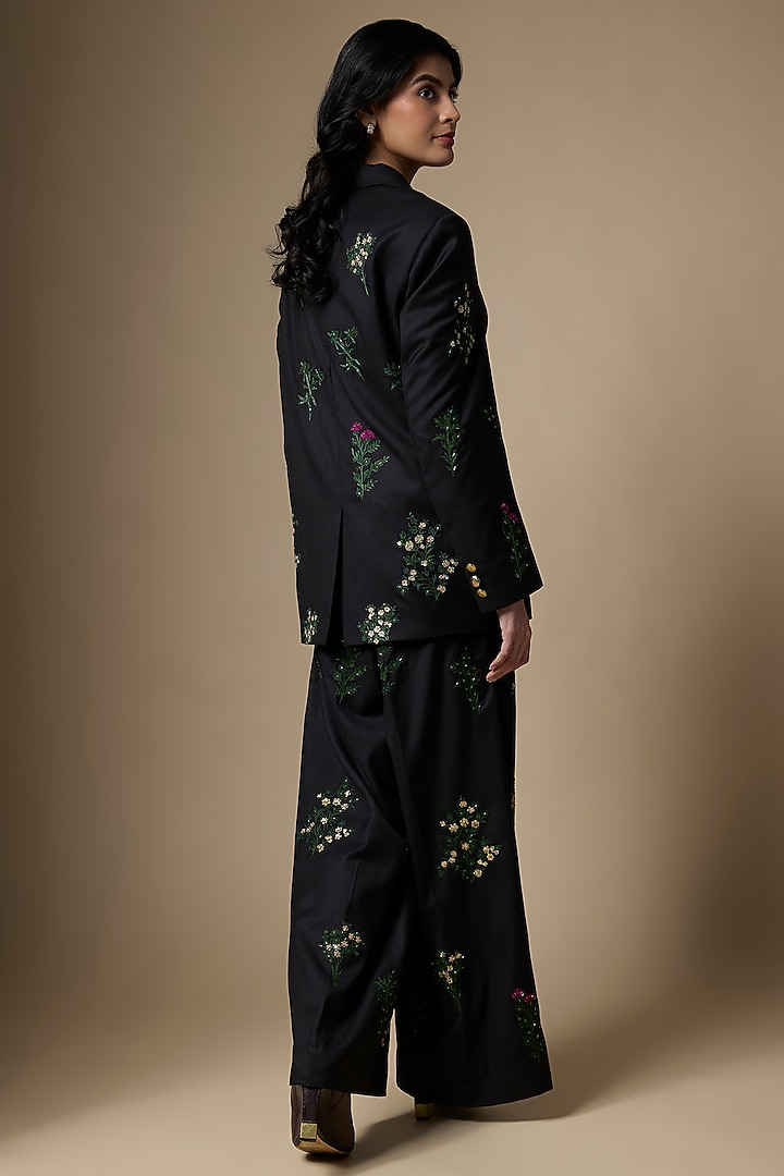 Black Suiting Hand Embroidered Blazer Set by Ranbir Mukherjee at Pernia's Pop Up Shop
