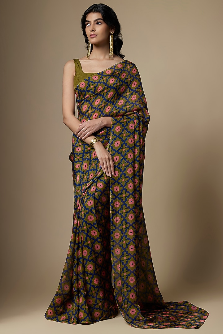 Green Pure Soft Organza Floral Printed Festive Saree Set by Ranbir Mukherjee at Pernia's Pop Up Shop