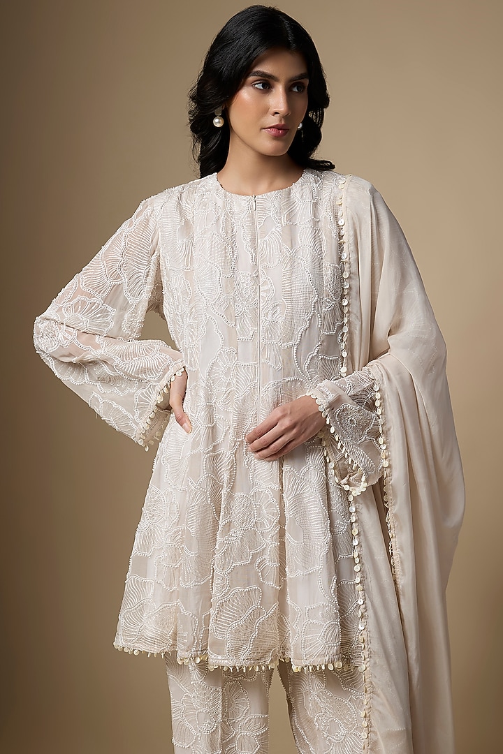Off-White Soft Organza Cutdana Embellished Wedding Anarkali Set by Ranbir Mukherjee at Pernia's Pop Up Shop