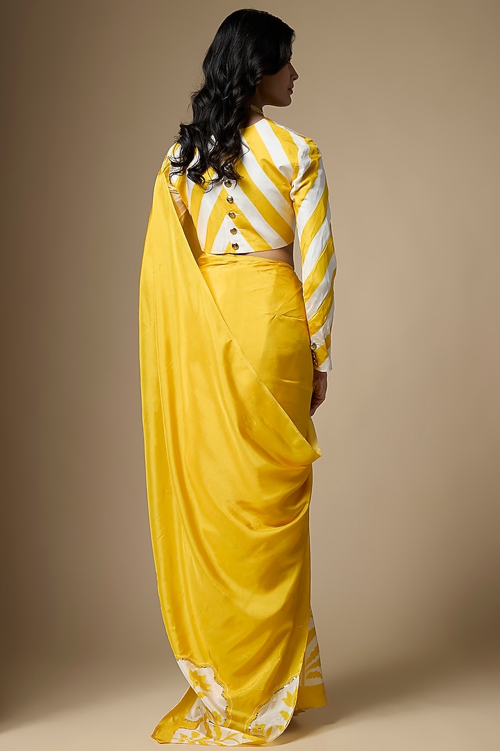 Yellow Pure Habutai Silk Printed Festive Saree Set by Ranbir Mukherjee at Pernia's Pop Up Shop