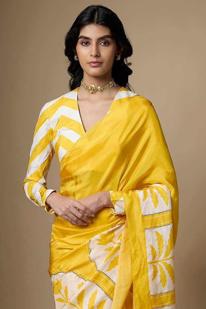 Yellow Pure Habutai Silk Printed Festive Saree Set by Ranbir Mukherjee at Pernia's Pop Up Shop