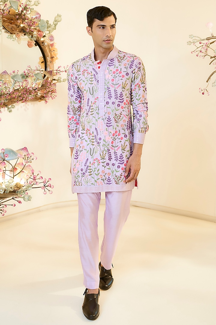 Lilac Raw Silk Thread Work Kurta Set by Rabani & Rakha Men at Pernia's Pop Up Shop