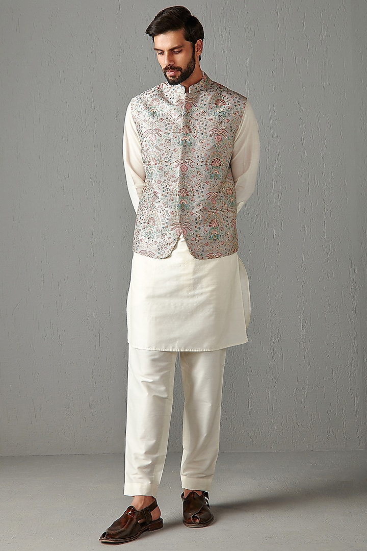 Ivory Kurta Set With Bundi Jacket by Rabani & Rakha Men at Pernia's Pop Up Shop