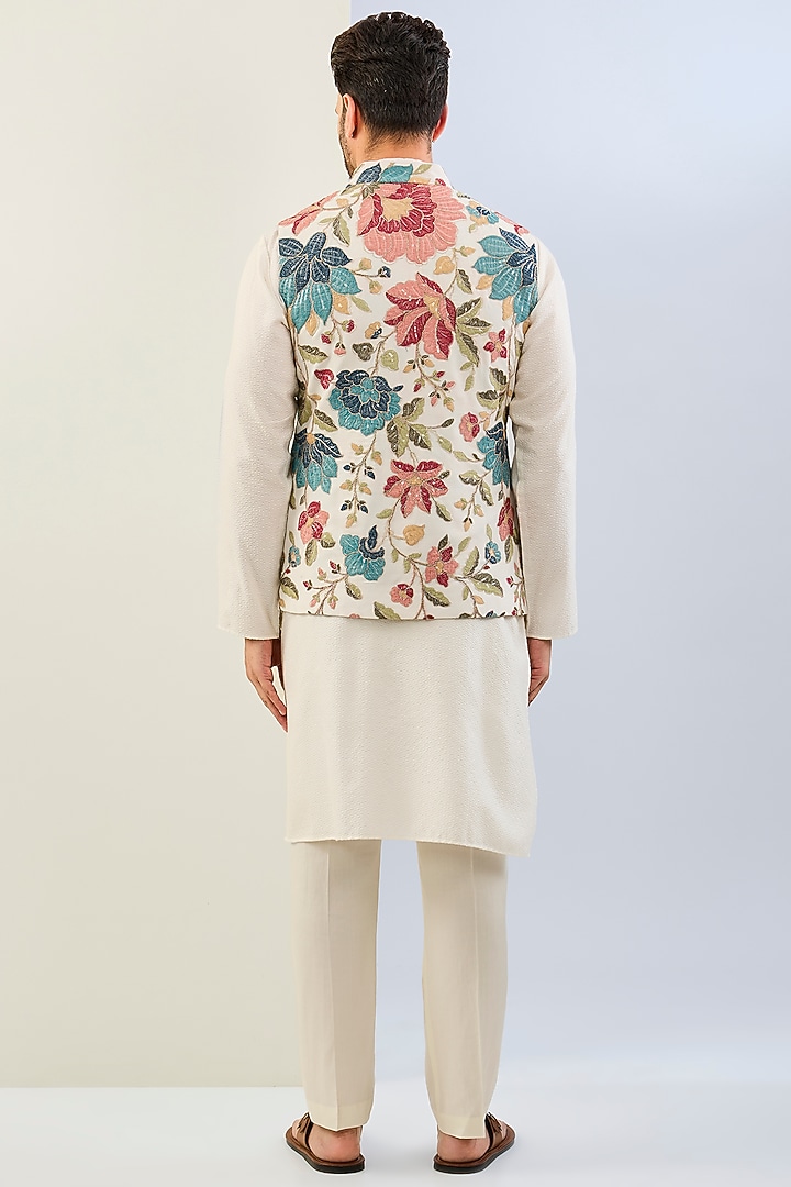 Off-White Georgette Thread Embroidered Bundi Jacket Set by Rabani & Rakha Men at Pernia's Pop Up Shop